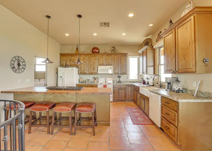 'the Hideaway' - Santa Fe-style In Rio Verde! Rio Verde