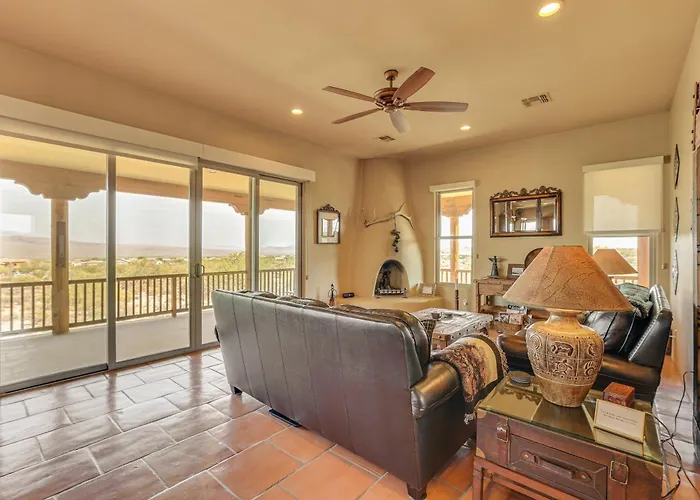 Holiday home 'the Hideaway' - Santa Fe-style In Rio Verde!