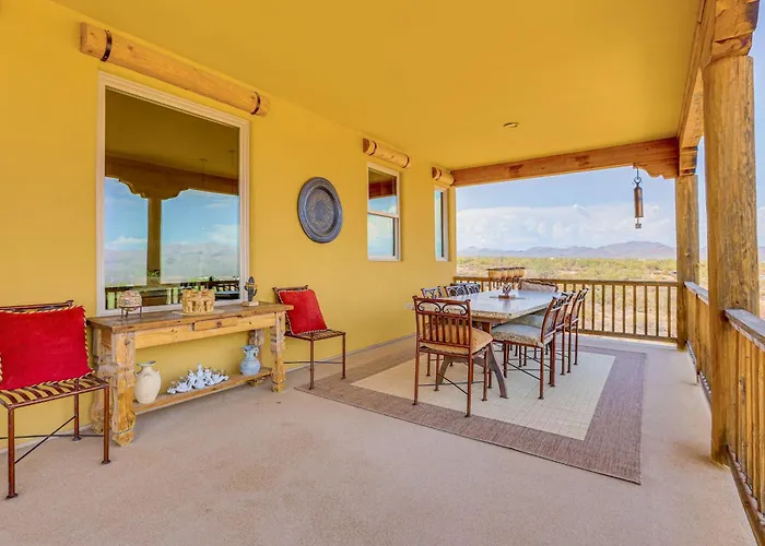 'the Hideaway' - Santa Fe-style In Rio Verde!