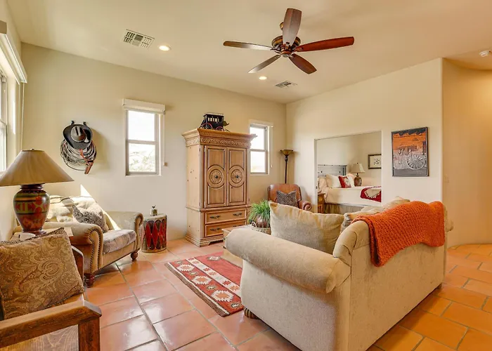 Holiday home 'the Hideaway' - Santa Fe-style In Rio Verde! Rio Verde