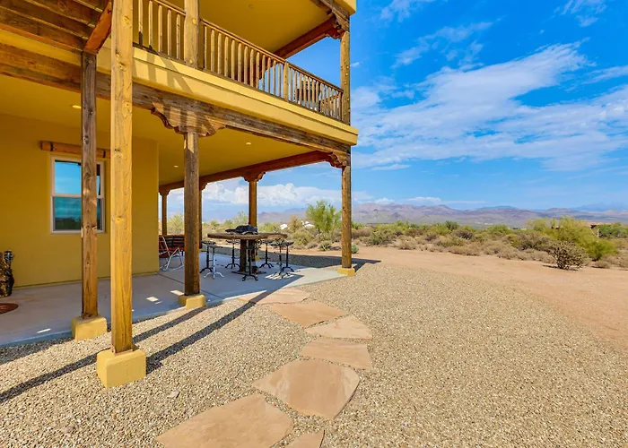 'the Hideaway' - Santa Fe-style In Rio Verde!